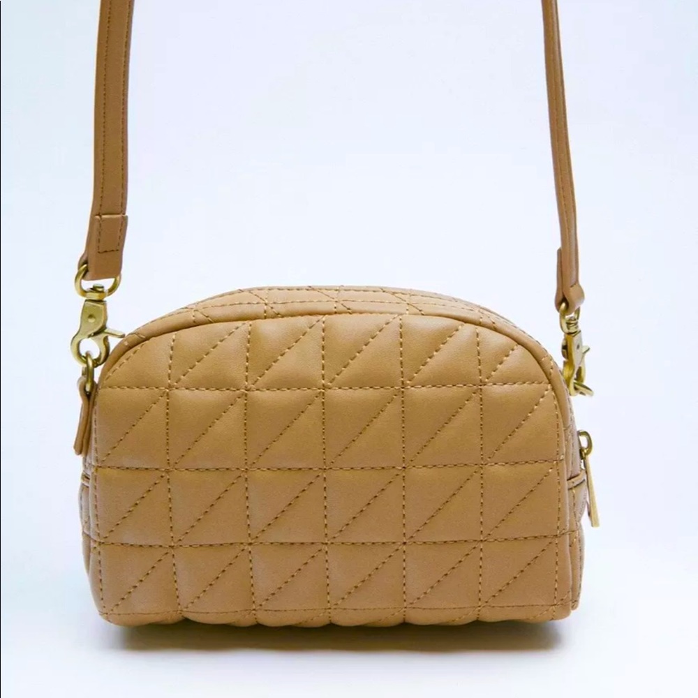 NWT Zara  Woman’s Mini Beige Quilted Crossbody Bag